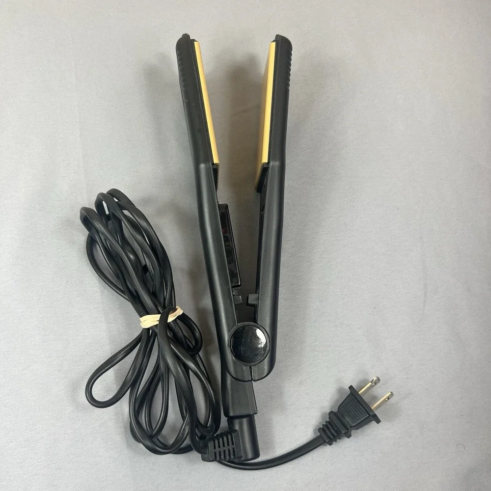 Helen of Troy Ceramic Series Flat Iron 1019 Hair Straightener Tested